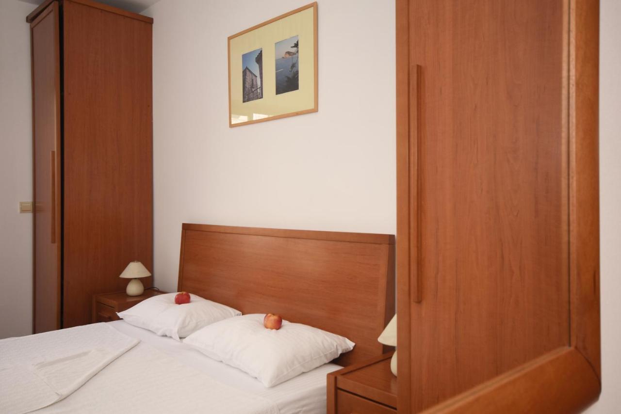 So Rooms City Centre Budva Exterior photo